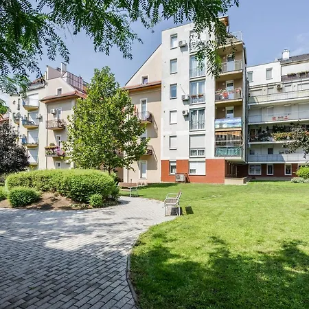 Bpr Galactic Empire With Balcony Apartament *