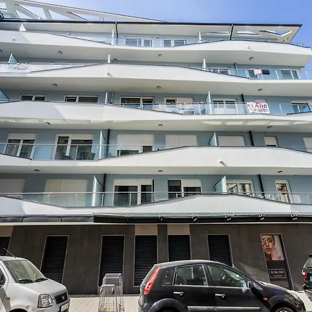 Bpr Galactic Empire With Balcony Budapeszt