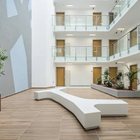 Lägenhet Bpr Galactic Empire With Balcony Budapest