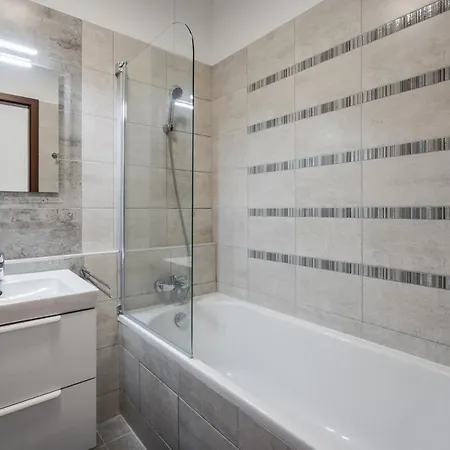 Bpr Galactic Empire With Balcony Apartament