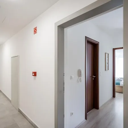 Bpr Galactic Empire With Balcony Apartment *